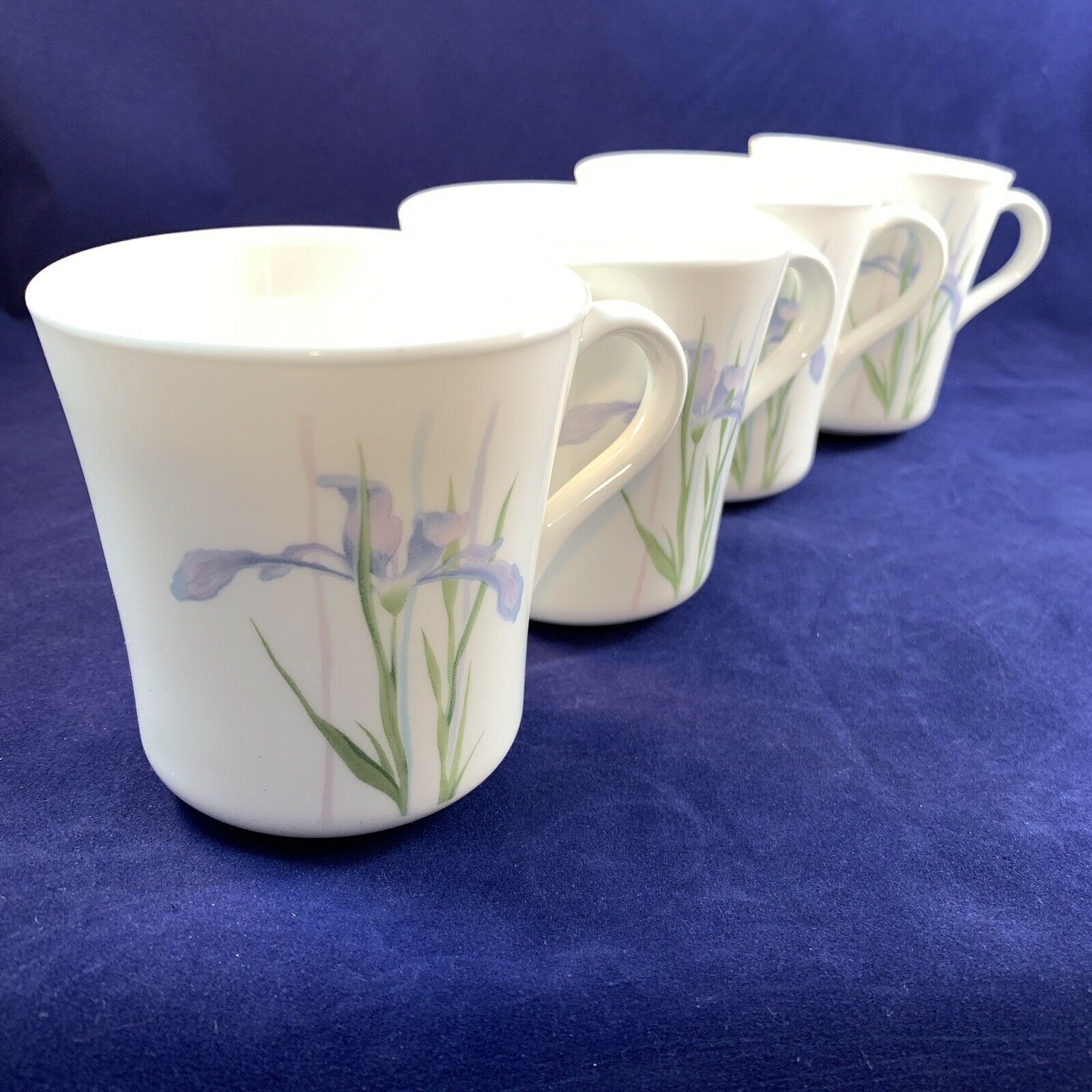 Primary image for Corning Shadow Iris Coffee Mugs Lot of 4 C Handle