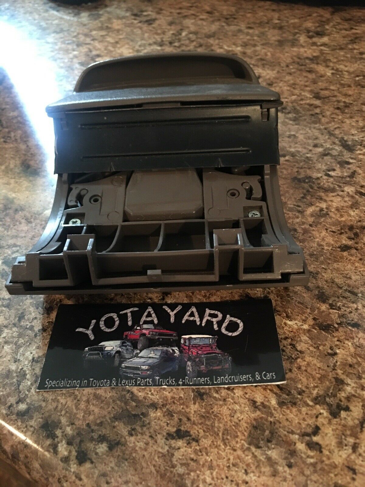 LEXUS ES300 CENTER CONSOLE FOLDABLE CUP HOLDER 19972001 OEM YOTAYARD