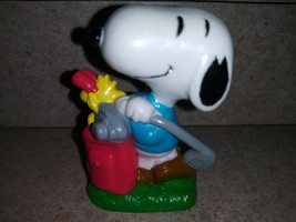 Snoopy playing Golf Peanuts PVC Figurine - $7.24