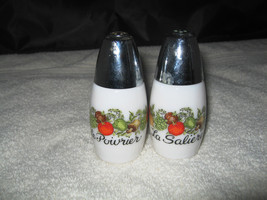 Corning Ware Spice Of Life Salt And Pepper Shakers La Saliere Le Poirier - $5.00