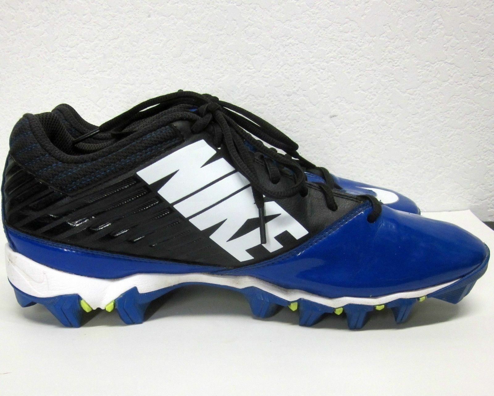 landshark football cleats