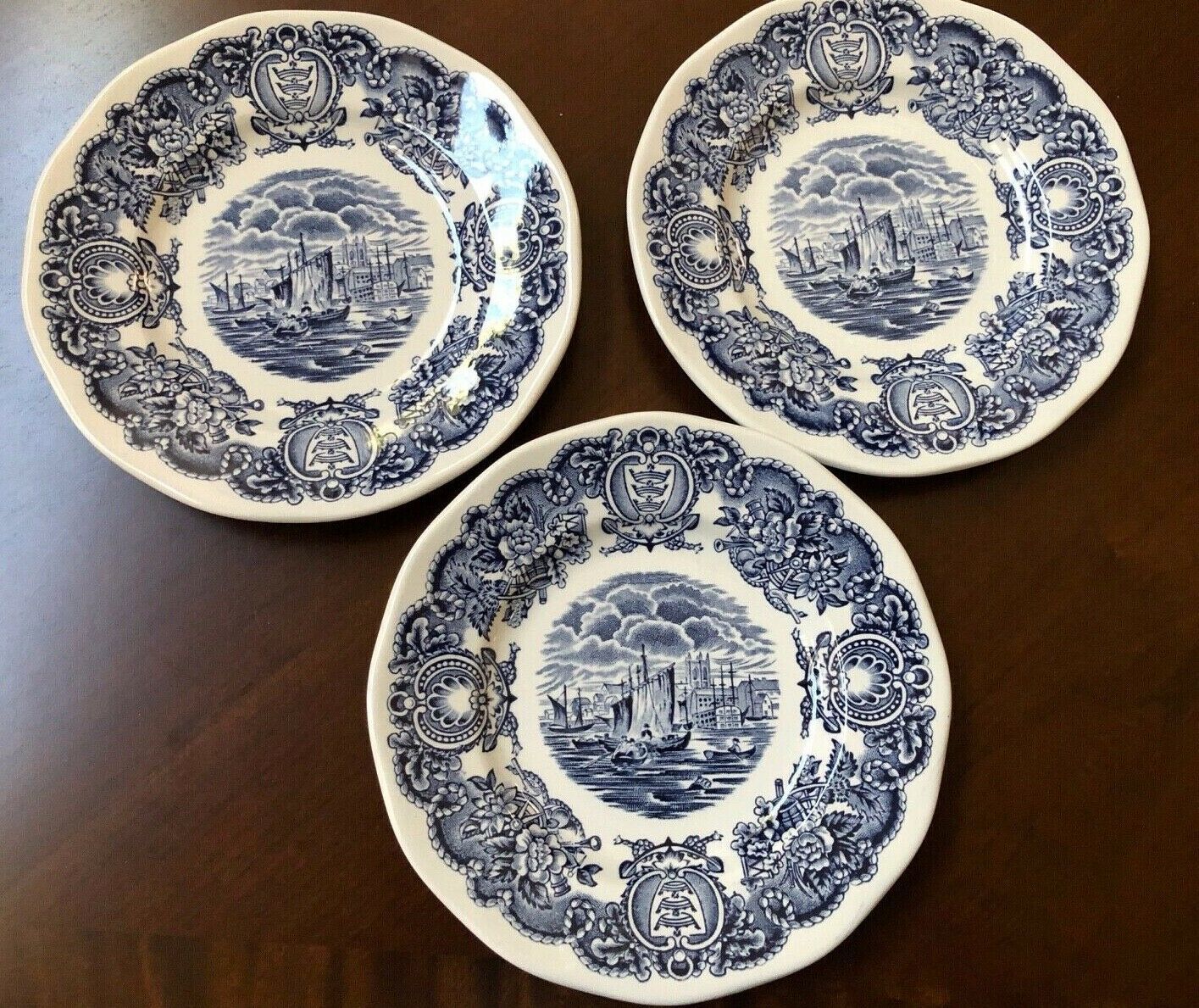 Historical Ports of England Port of Hull Set of 3 small bread & Butter plates 6" - $37.87