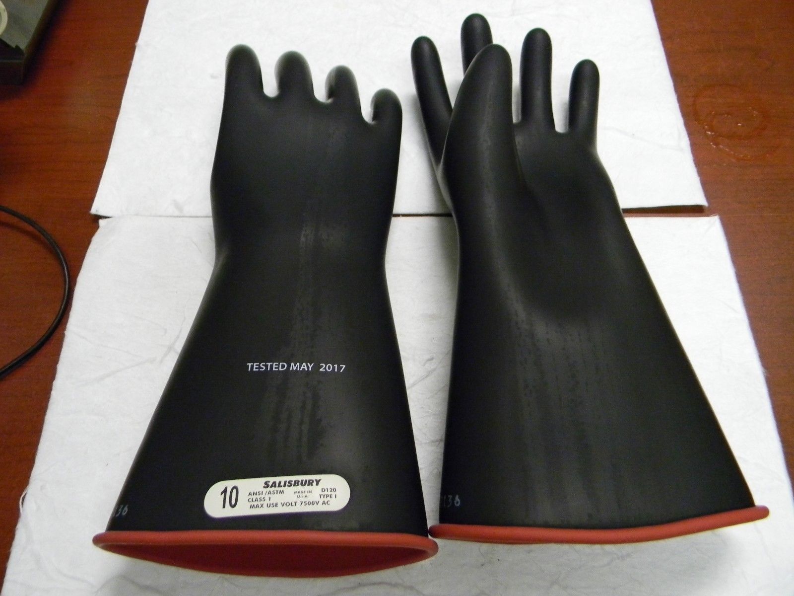 Honeywell Rubber Lineman's Glove Class 1 Size XL (10) 14" Long E114RB