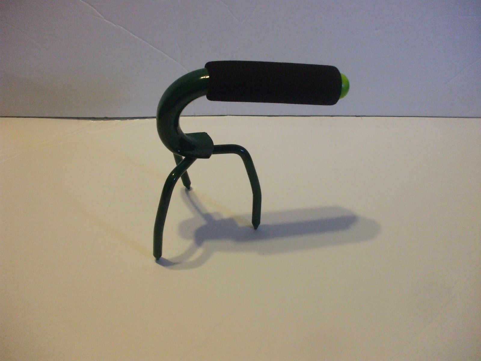 Garden Claw Cultivator Green Mini Hand Held Hoes & Cultivators