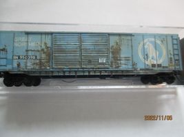 Micro-Trains # 03744160 Great Northern 50' Box Car BNSF Family Series # 3 (N) image 5