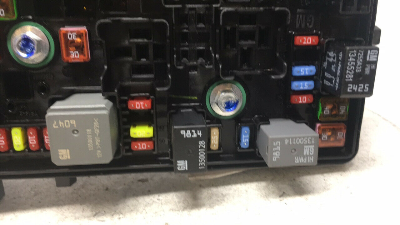 2016-2018 Chevrolet Cruze Fusebox Fuse Box Relay Module 812461952 24066 ...