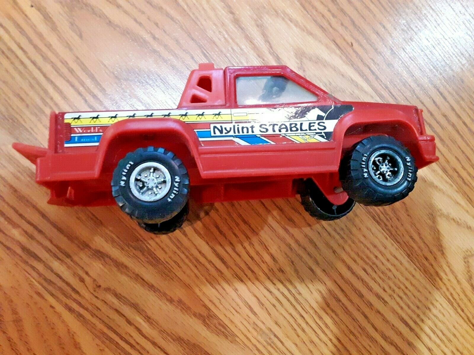 nylint stables truck and trailer