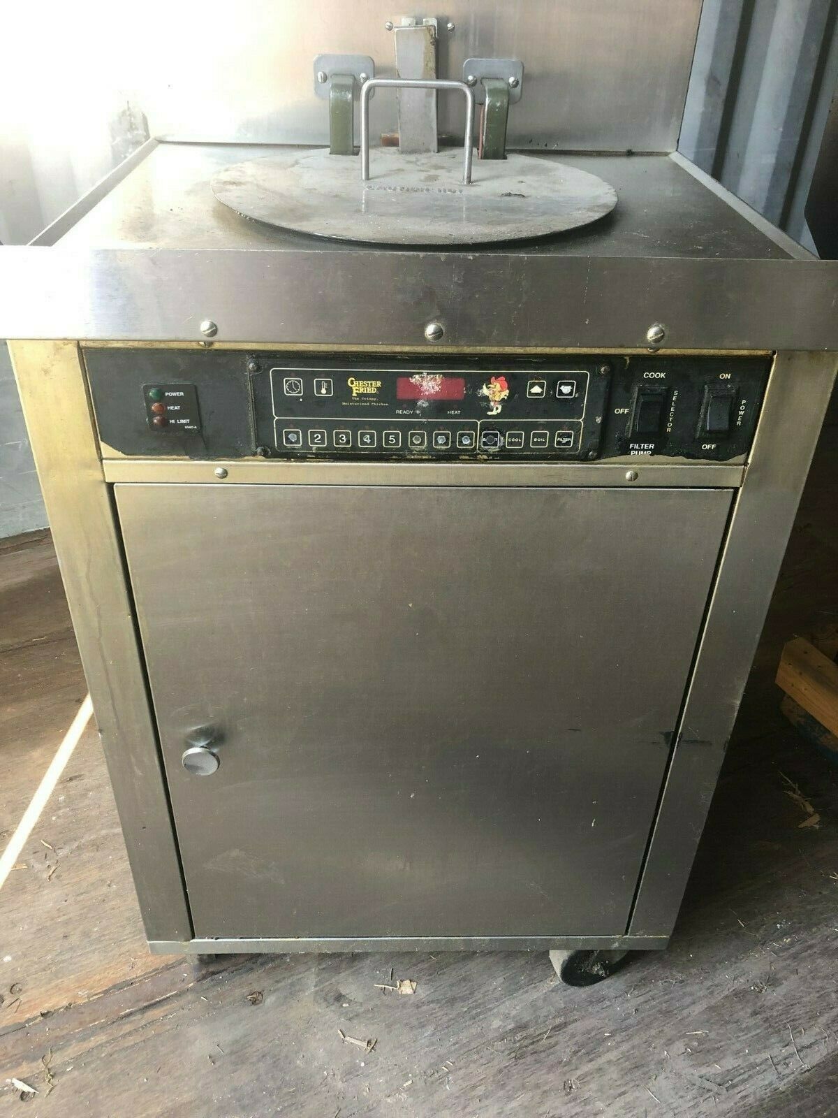 Giles Chester Fried CF400 Chicken Food Cooker Natural Gas Auto Lift