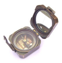 NauticalMart 1917 Solid Brass Kelvin And Hughes Antique Compass image 2