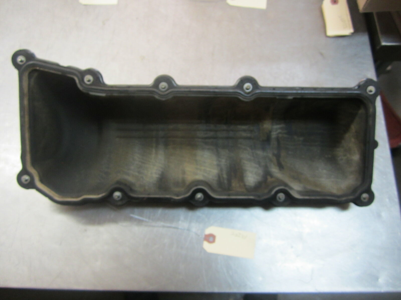 28I101 Right Valve Cover 2003 Jeep Liberty 3.7 Valve Covers