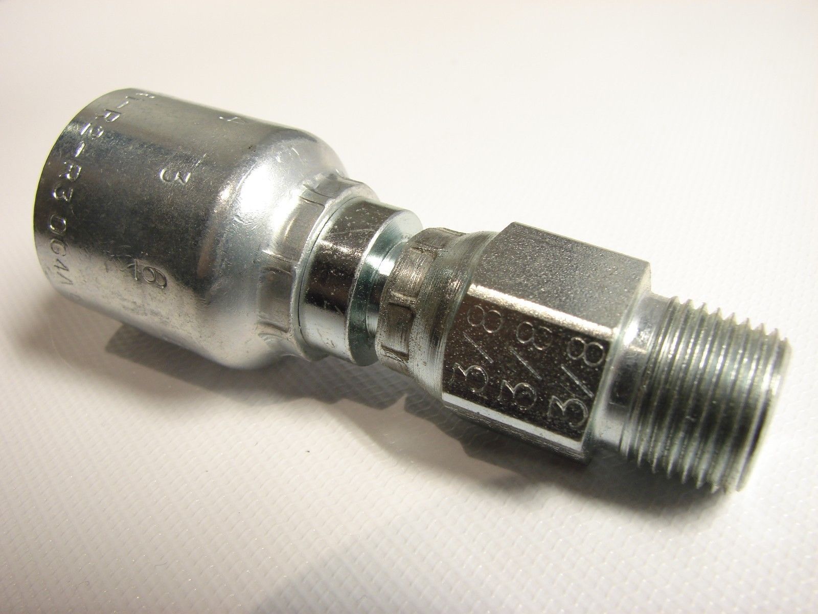 Parker 1134366 FITTING, MALE NPT SWIVEL, STRAIGHT, 3/8 60 Degree