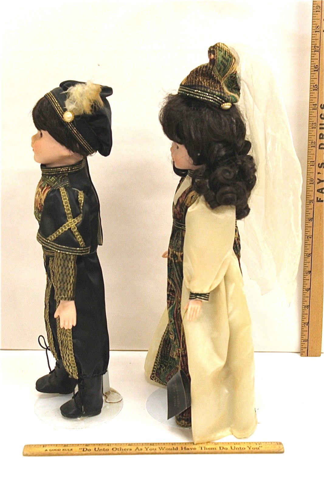 romeo and juliet figures