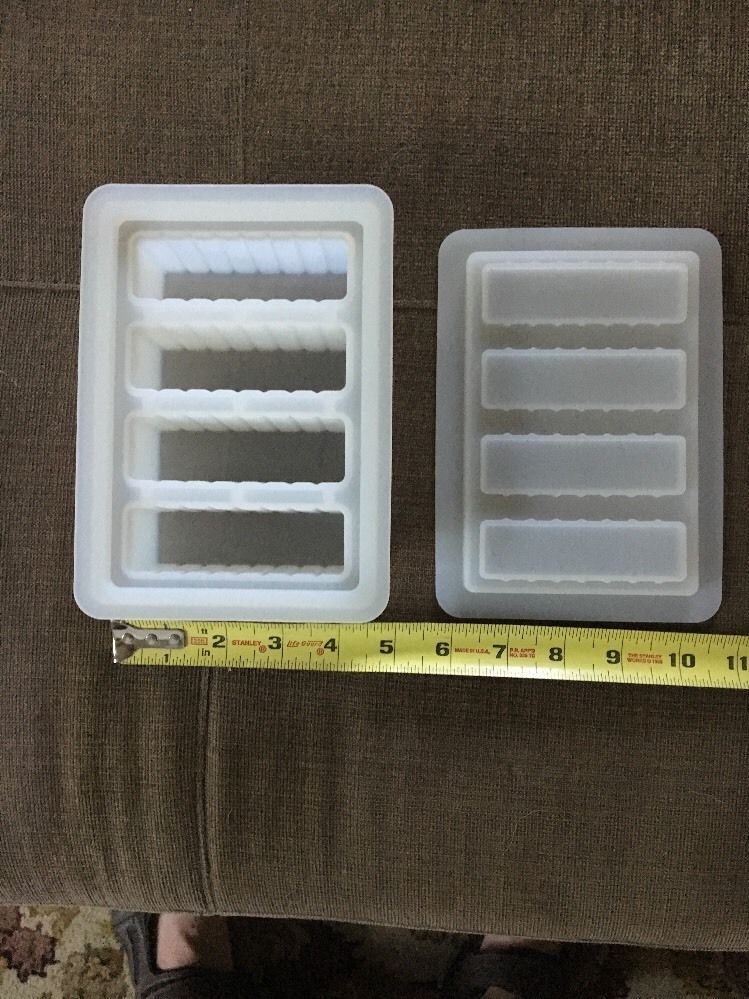 Butter Mold, Silicone 4 stick total with top Butter Dishes