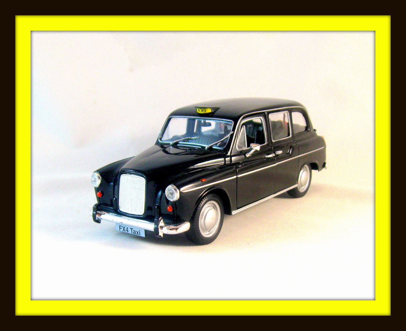 HERITAGE & VW CHEVROLET AUSTIN Details about   WELLY DIE CAST TAXIS OF THE WORLD 4 CAR SET 