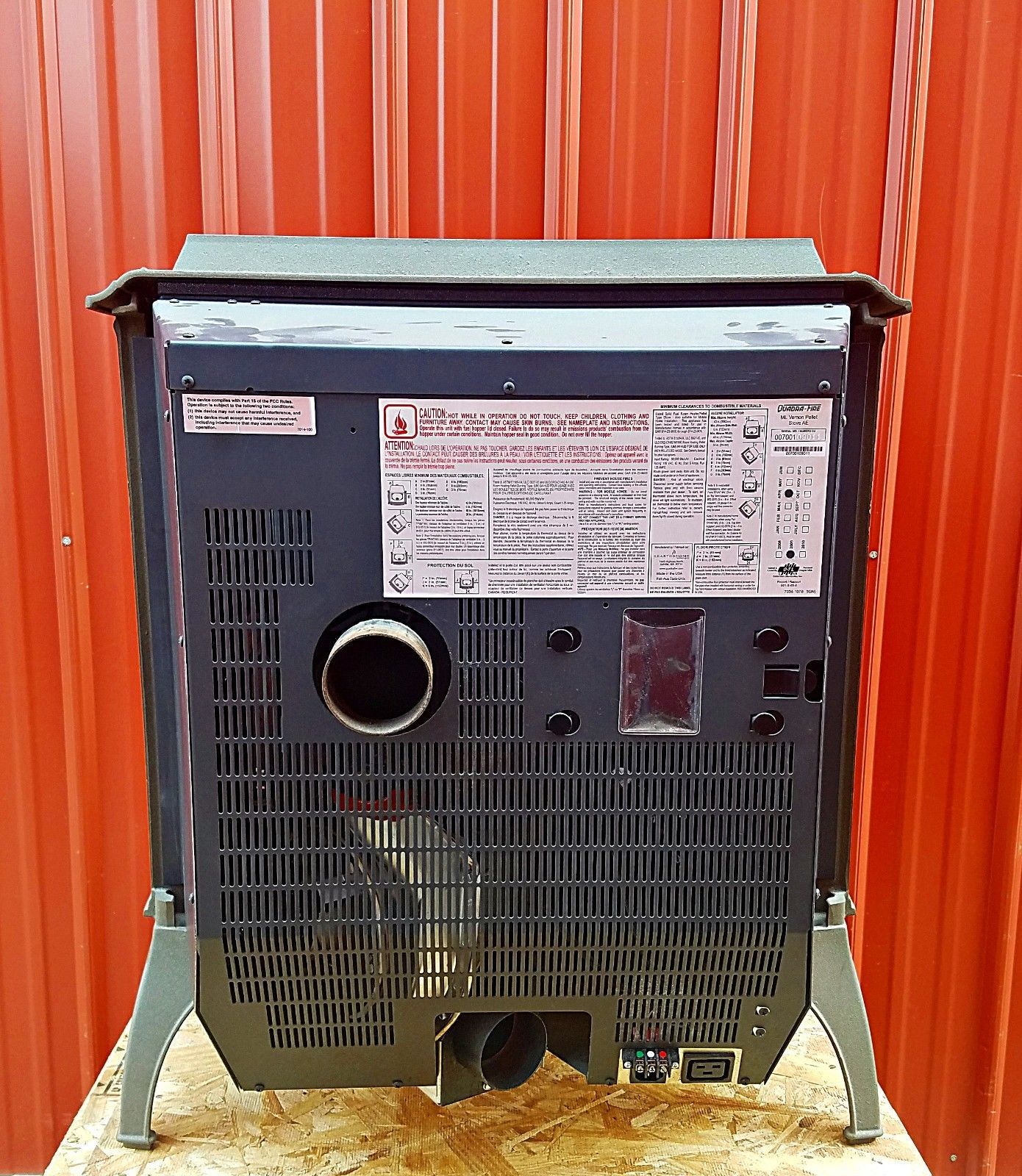 Quadrafire Mt Vernon AE Freestanding Pellet Stove 53,000 BTU Used