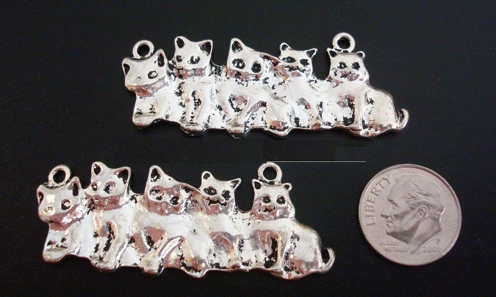2 Large Kitten family silver plated charms, pendants, centerpieces CFP099