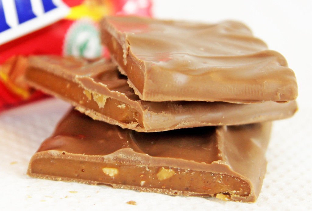 30 Bars of Daim Milk Chocolate Crunchy Almond Center Caramel Bars