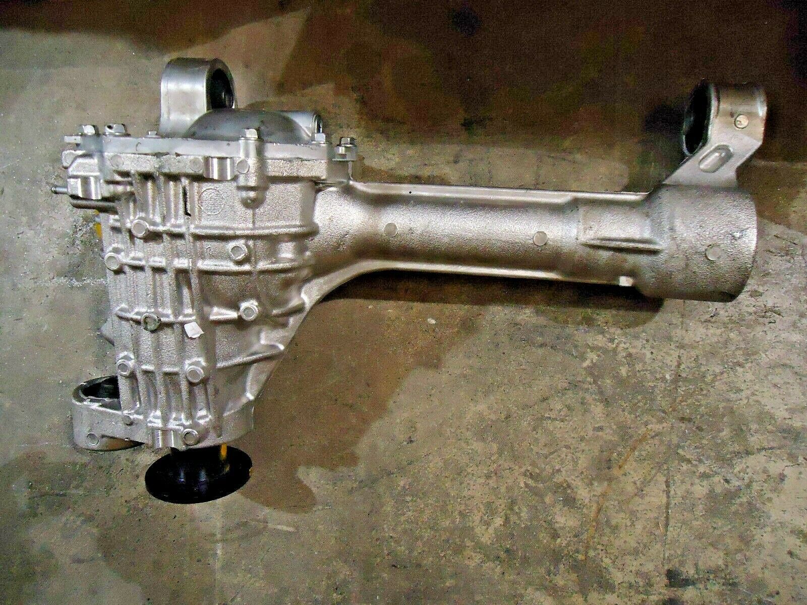 OEM FRONT AXLE END DIFFERENTIAL NISSAN FRONTIER XTERRA EQUATOR 0519 3.