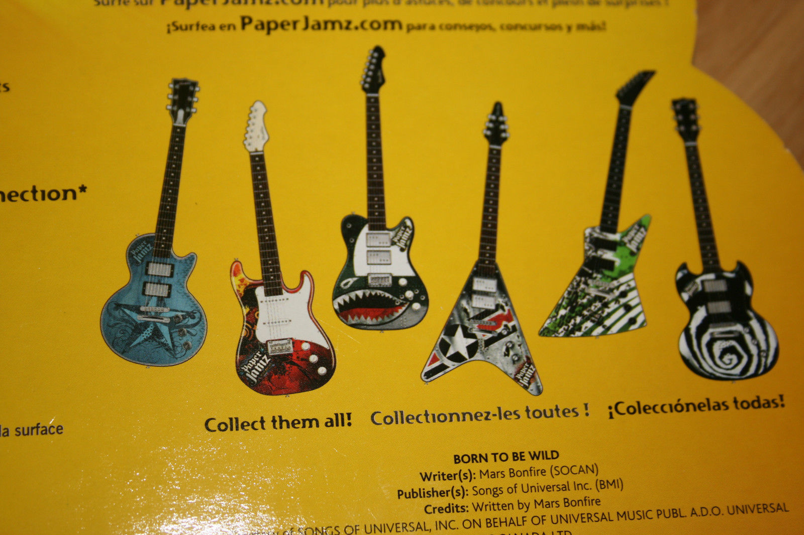 New 2009 Paper Jamz Guitar Wow Wee Instant Rock Star Series 1 Style 3 ...