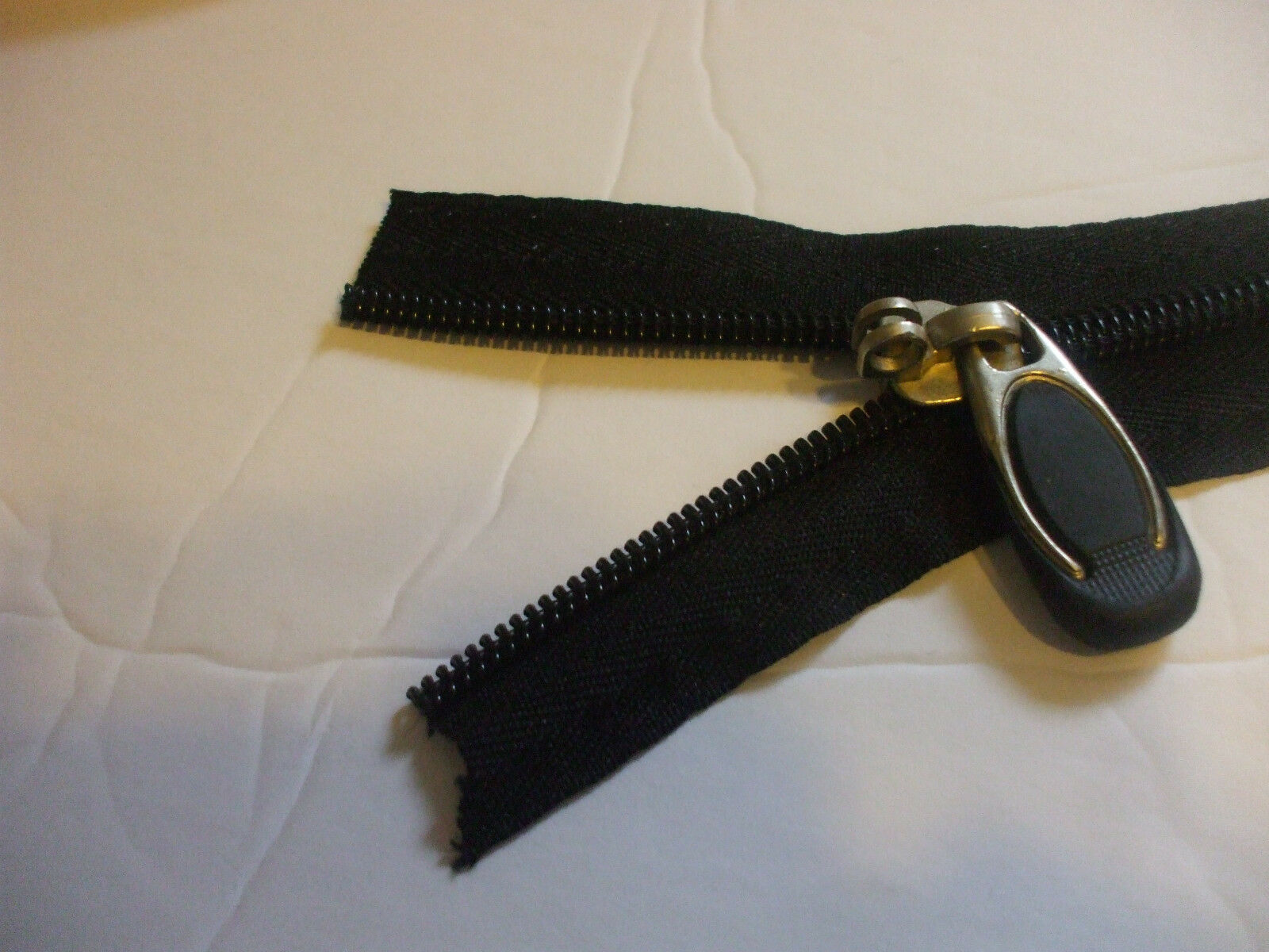 27 Inch Black Nylon Continuous Zipper Plastic Coiled Bag/Purse Clothing