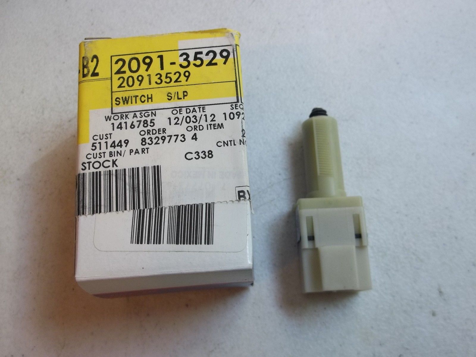 Genuine GM 20913529 Stop Lamp Switch