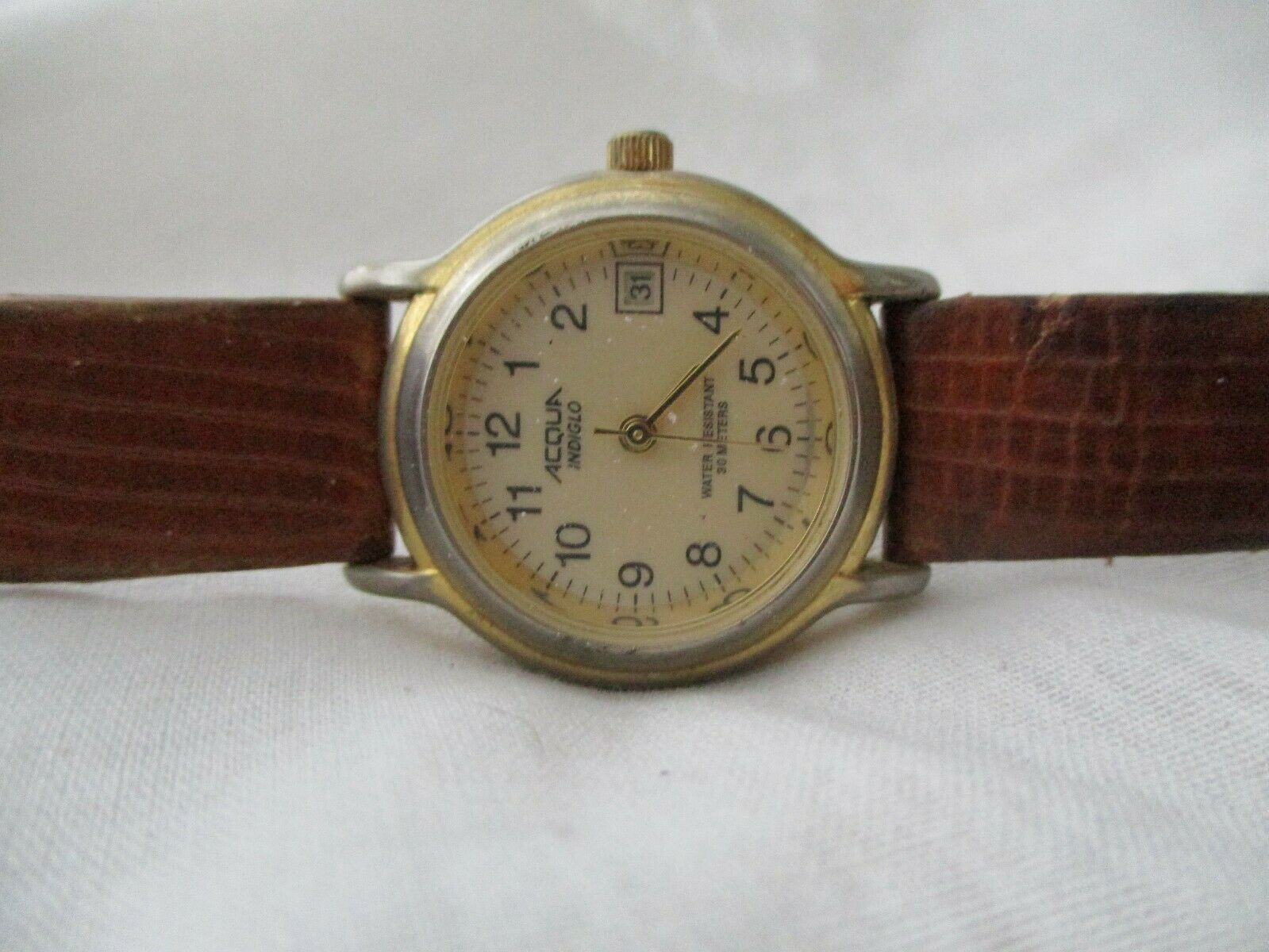 acqua indiglo watch