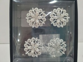 Tahari Pearl Rhinestones Napkin Rings Holders Set of 4 Bling Glam NEW - $32.66