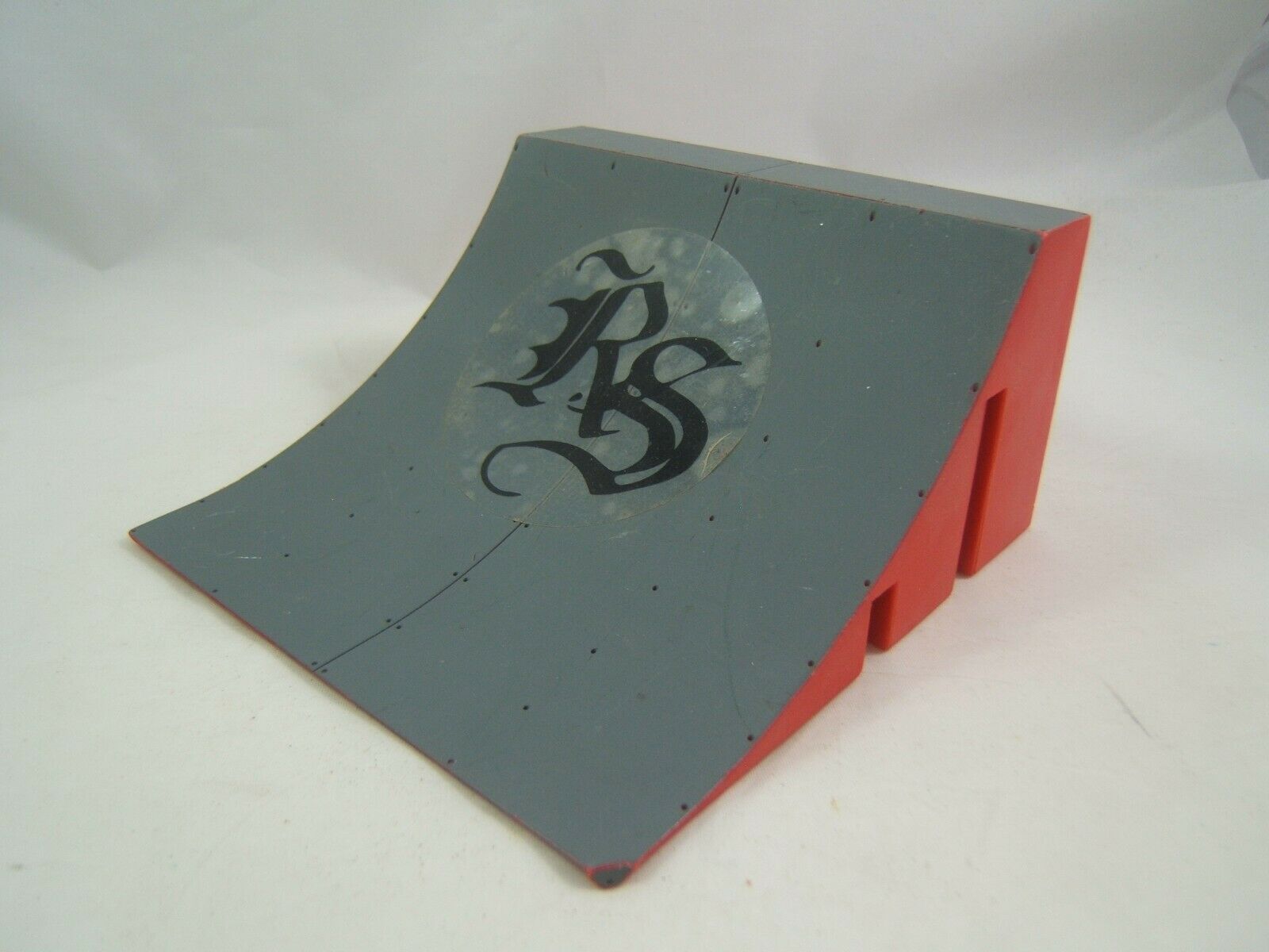 tony hawk mini skateboard ramps