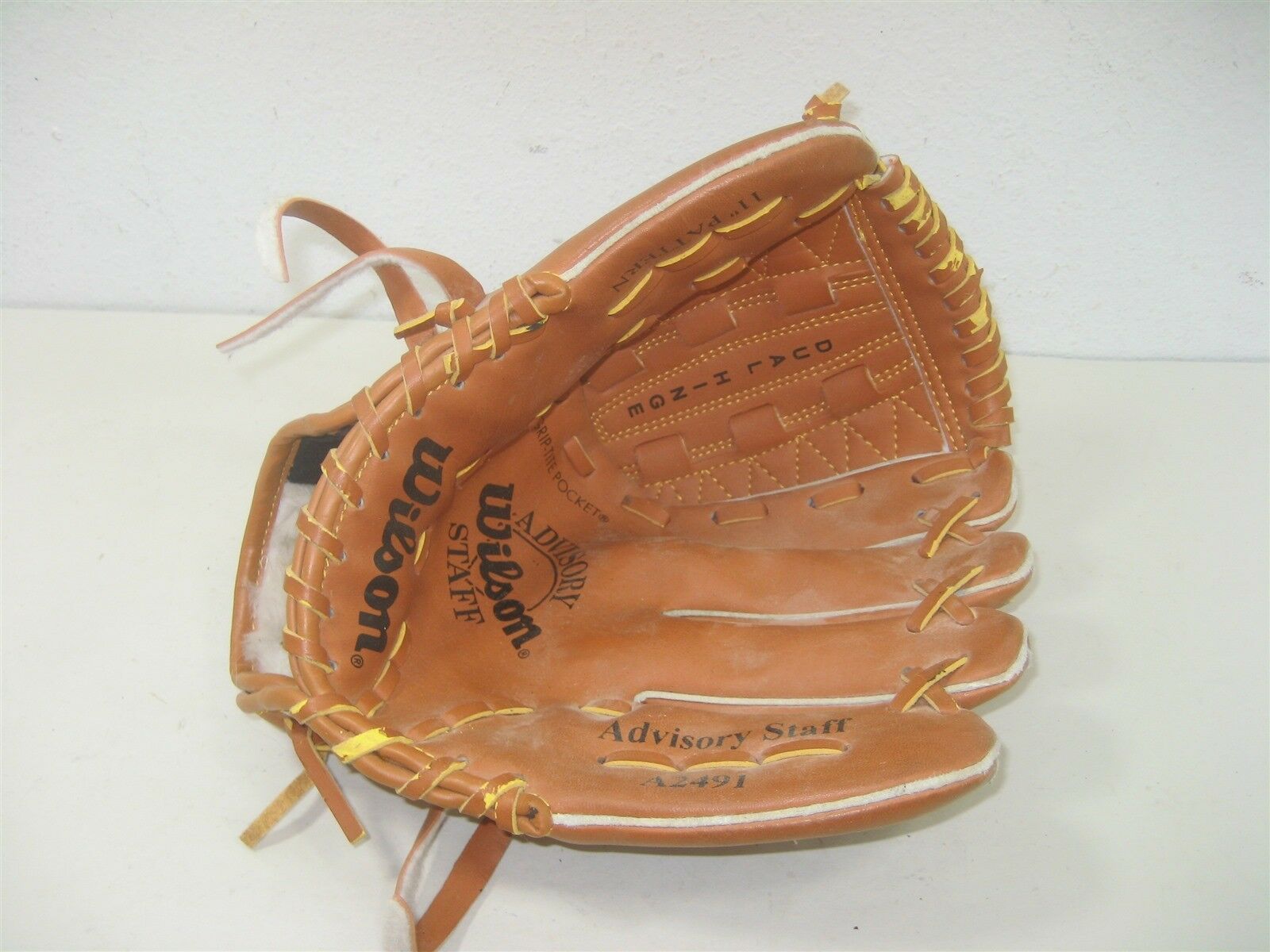 wilson a2000 dual hinge