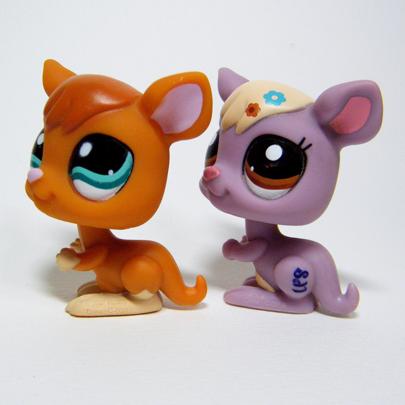 Littlest Pet Shop 1111 & 2224 KANGAROO Brown w Tan and Purple w Cream