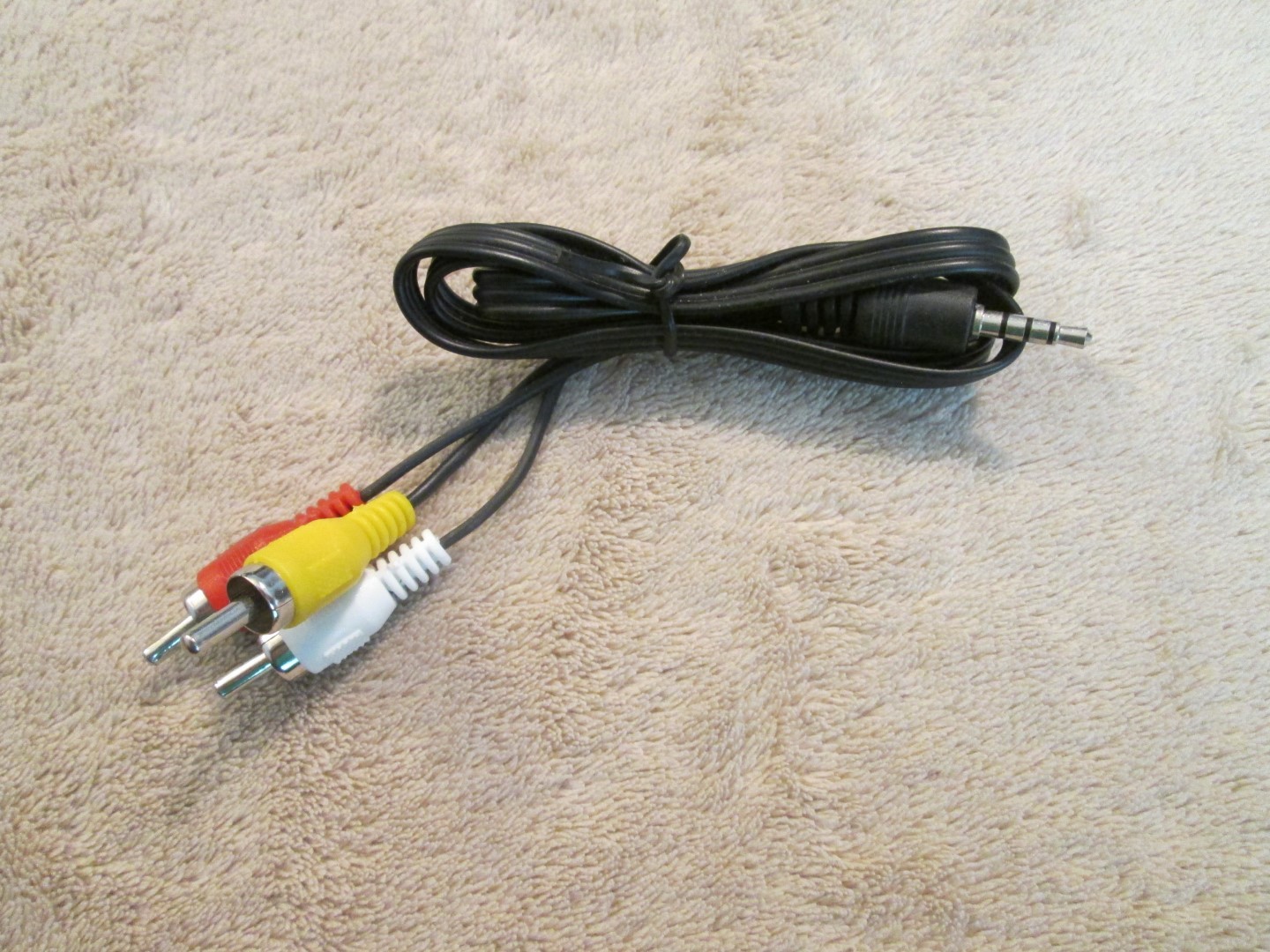 Rca to audio jack Monitor Power Supplies