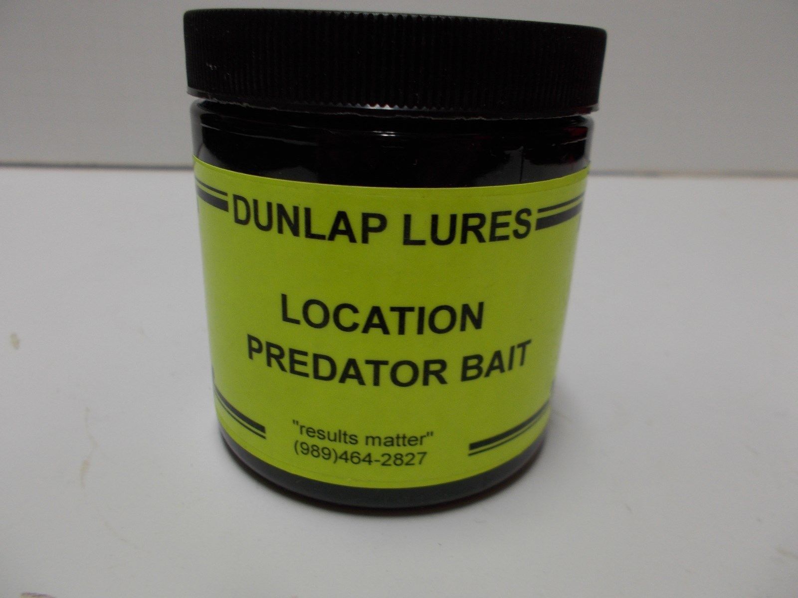 Dunlaps Location Predator Bait 8oz (Trapping Supplies Trapping Bait