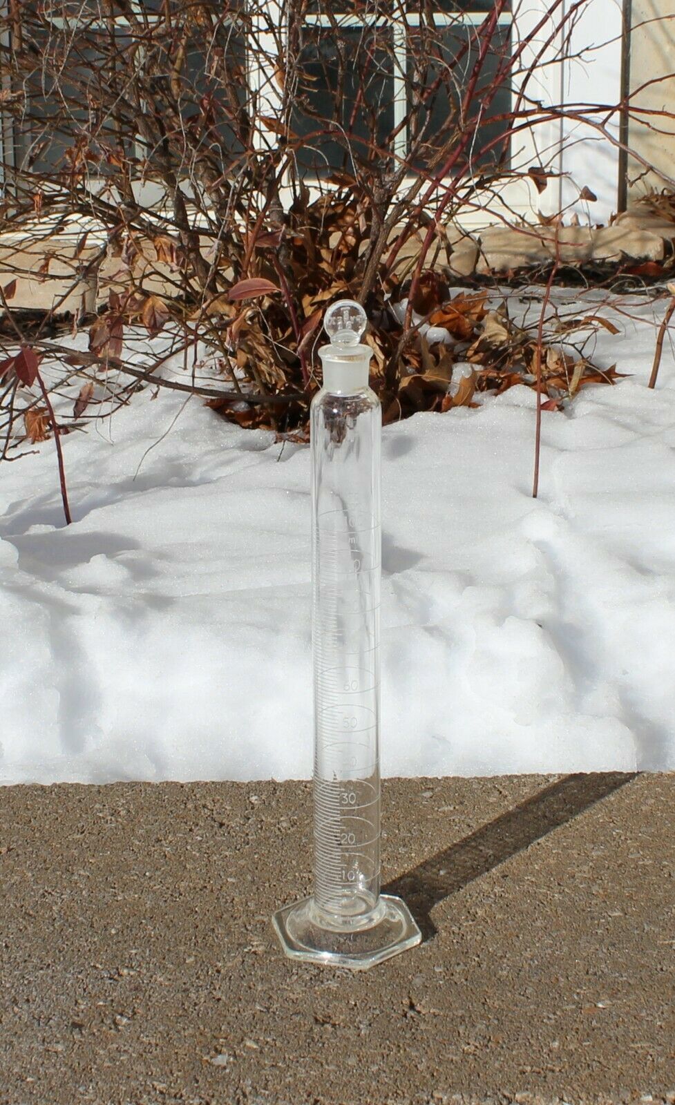 Pyrex Ground Glass TC Graduated Cylinder with Stopper 100ml Hex Bottom