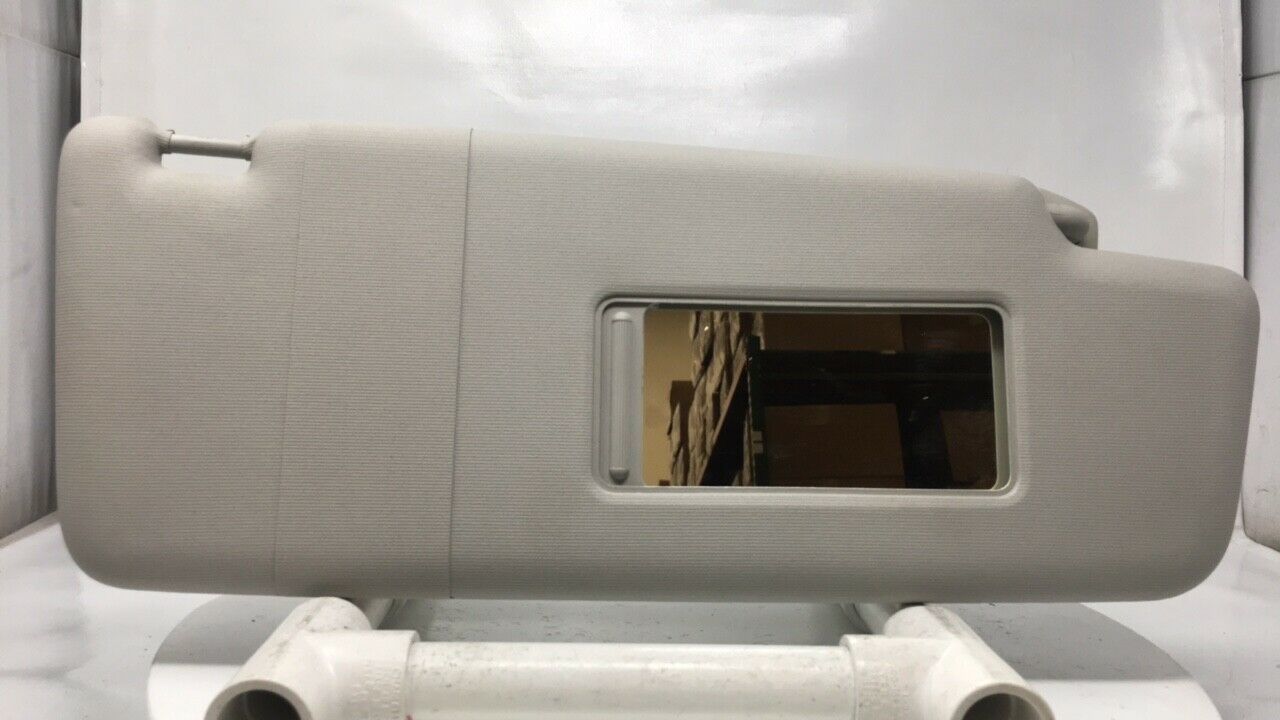 2013 Volkswagen Passat Passenger Right Sun Visor Sunvisor Light Grey