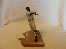 2004 Alfonso Soriano McFarlane New York Yankees #12 Figurine, Batting Pose - £16.48 GBP