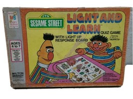 Vintage 1977 MB Sesame Street LIGHT AND LEARN Quiz Game Works
