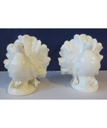 Vintage Porcelain White Fantail Turtle Dove Figurine Pair - $31.50