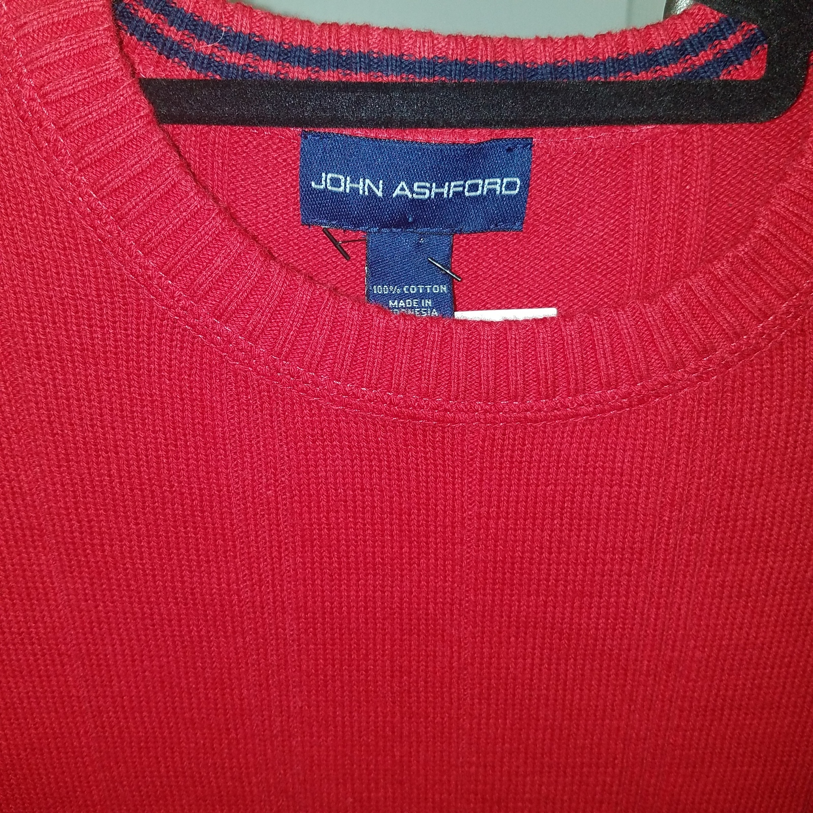 John Ashford 100% cotton men's crew neck sweater Small NWT - Men's Clothing