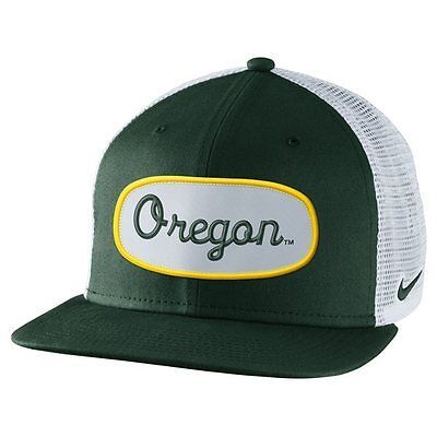 Primary image for Nike Oregon Ducks True Fan Adjustable Trucker Hat - Green  