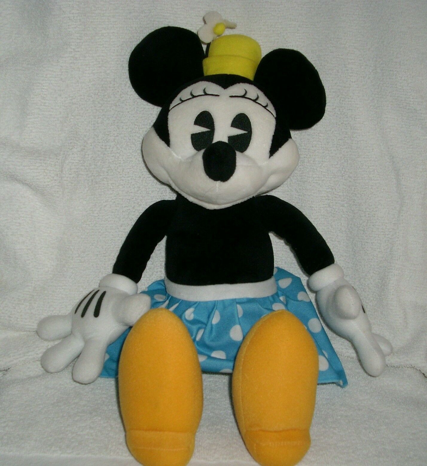 old minnie mouse doll
