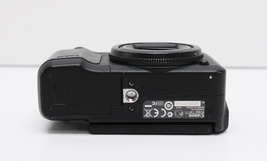 Canon PowerShot G12 10.0MP Digital Camera - Black ISSUE image 10
