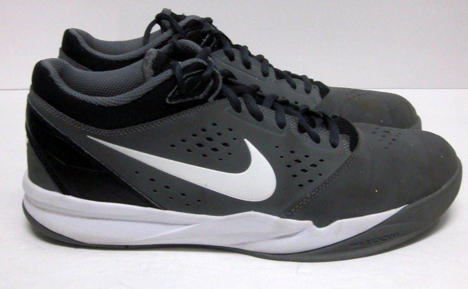 nike zoom attero