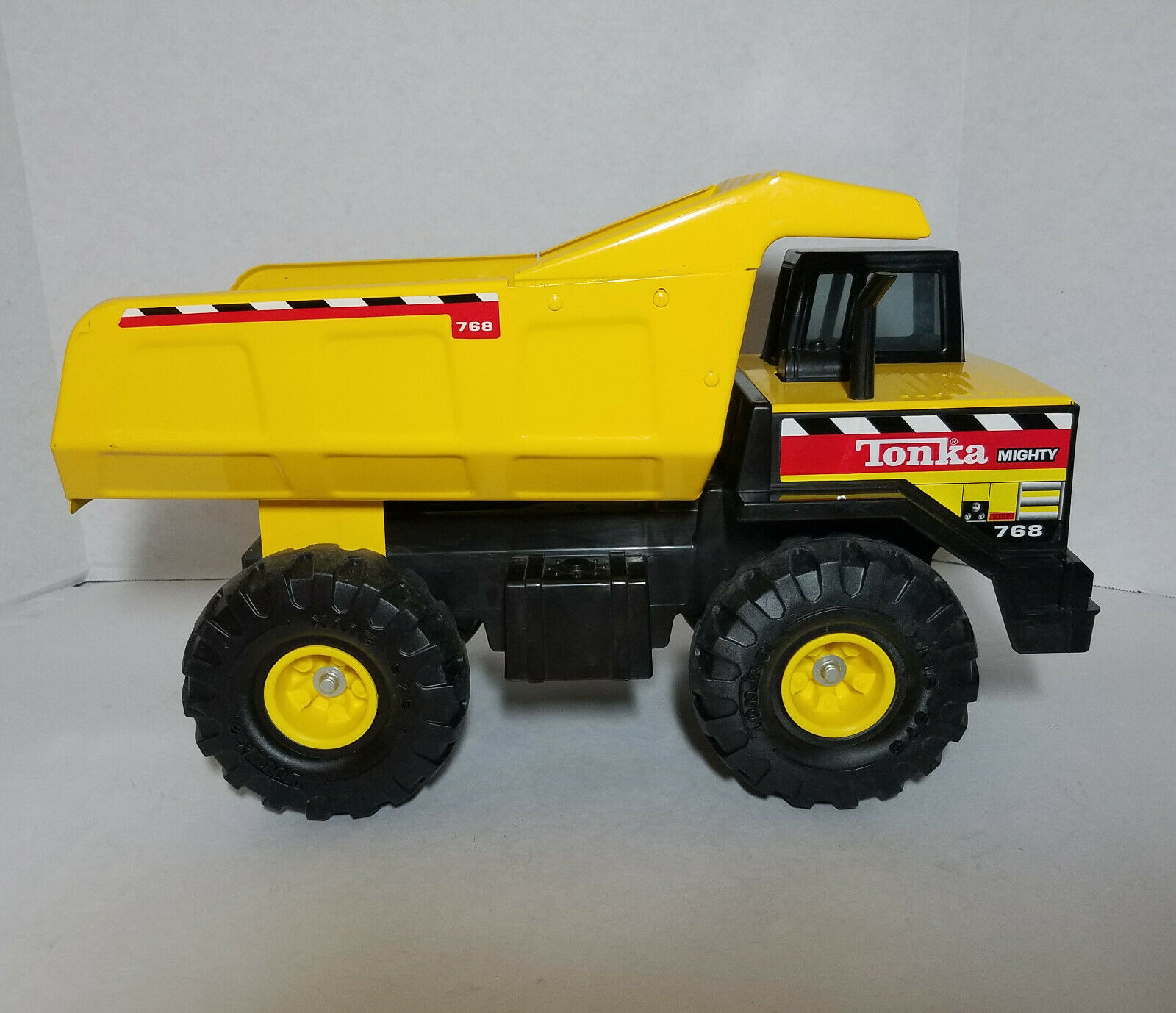 tonka 768 dump truck