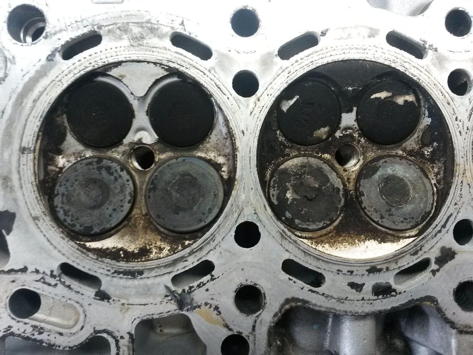 EB02 Cylinder Head 2010 Nissan Sentra 2.0 Cylinder Heads & Parts