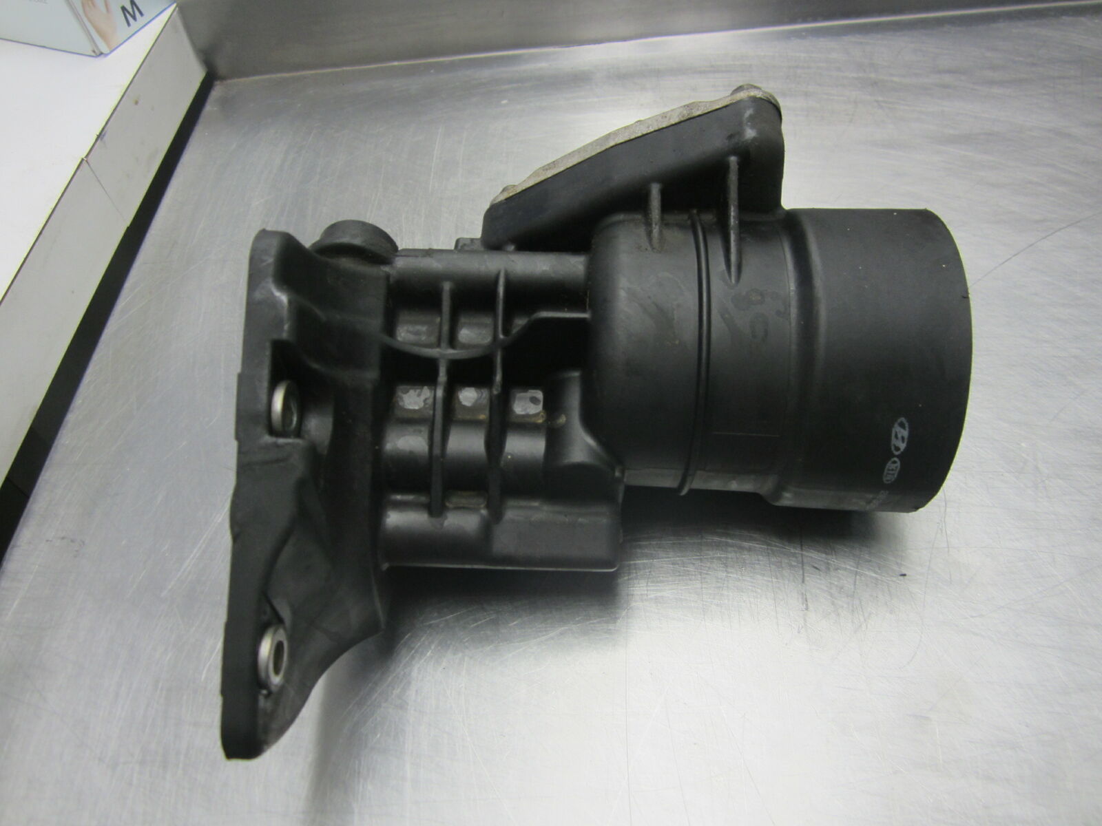 54H028 Engine Oil Filter Housing 2011 Kia Sorento 3.5 Block Parts