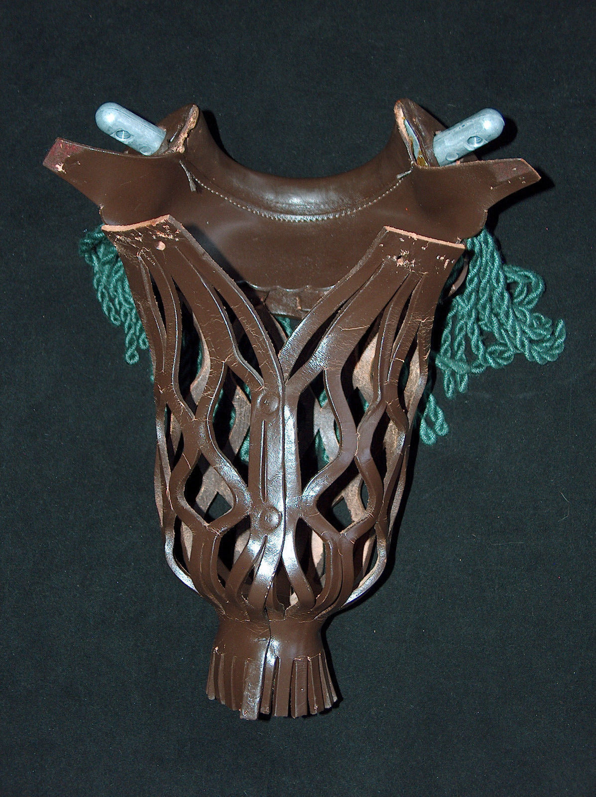 RC DESIGNS LEATHER GRN TASSEL BILLIARD POOL TABLE CORNER POCKET OFF 9FT