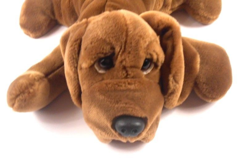 plush bloodhound