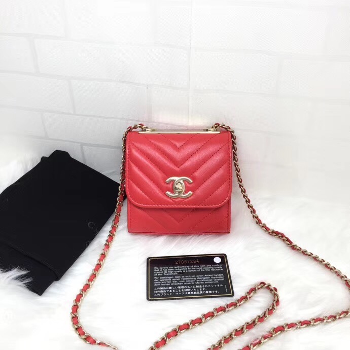 Authentic Chanel 2019 Red Chevron Lambskin Trendy Cc Square Authentic Chanel 2019 Red Chevron Lambskin Trendy Cc Square