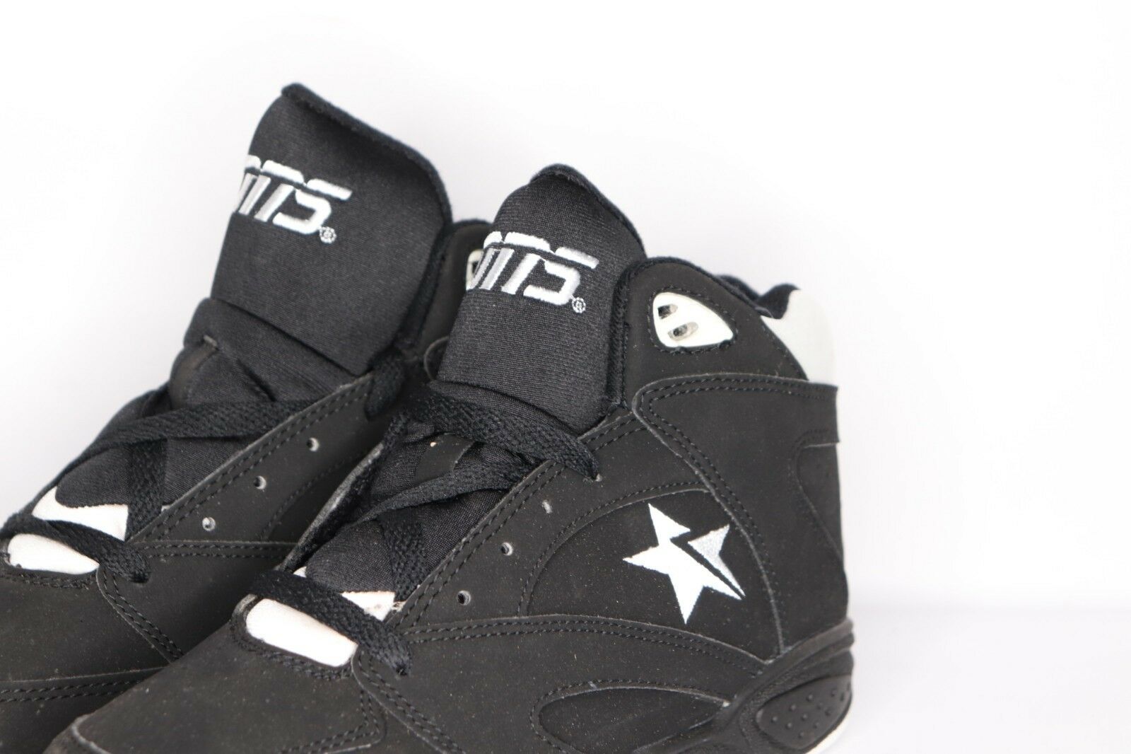 old school converse cons