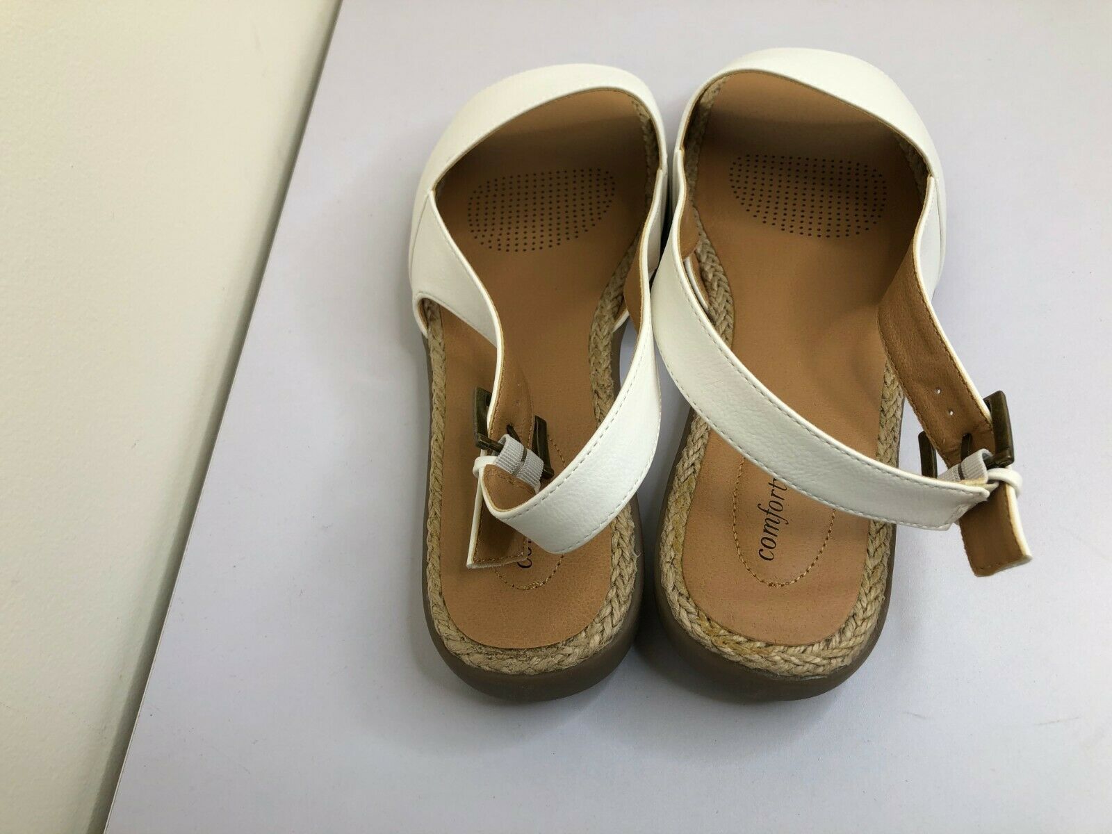 COMFORTVIEW ADELE Size 11M WHITE SANDALS style 16752 - Women's Shoes